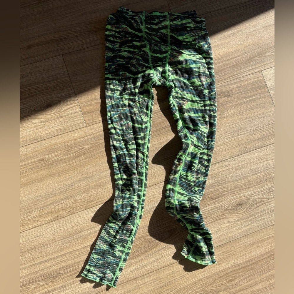 ERL camo printer thermal leggings